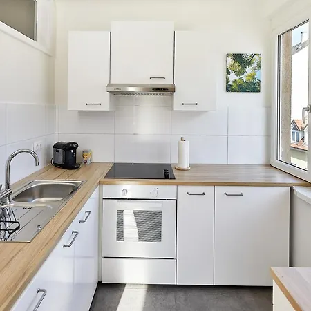 Helle Und Gemuetliche In Zentraler Lage